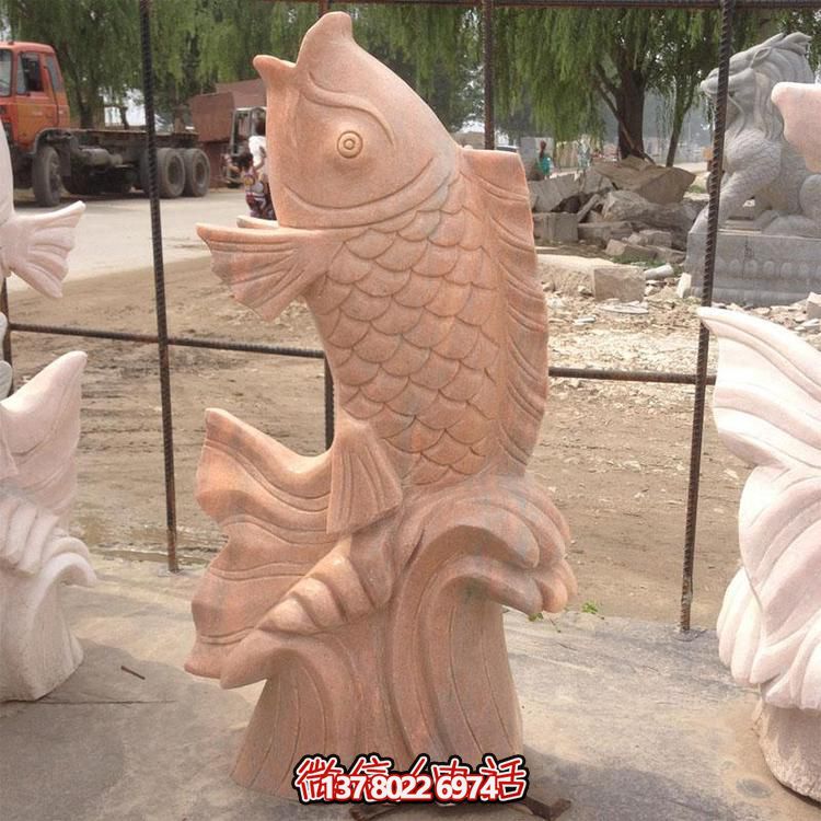 紅色晚霞，浪漫水景——精美石雕噴泉鯉魚